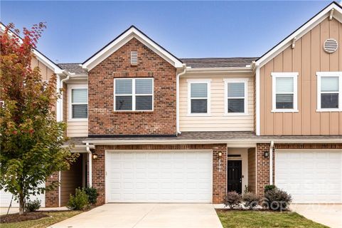 2706 Cregstone Way sold home in Barclay Woods Townhomes, Fort Mill, SC