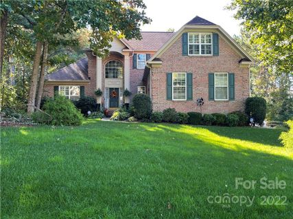 159 Honeysuckle Creek Loop sold home in Honeysuckle Creek, Mooresville, NC