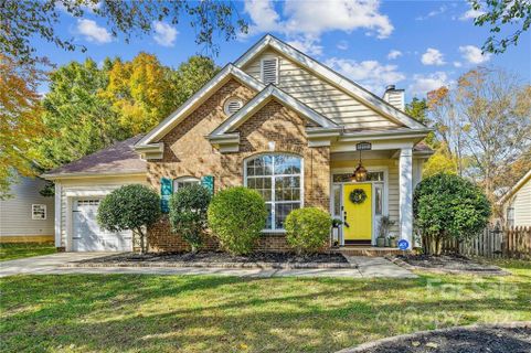 13721 Poppleton Court