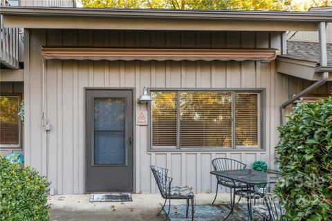 110 Hillside Court 1002