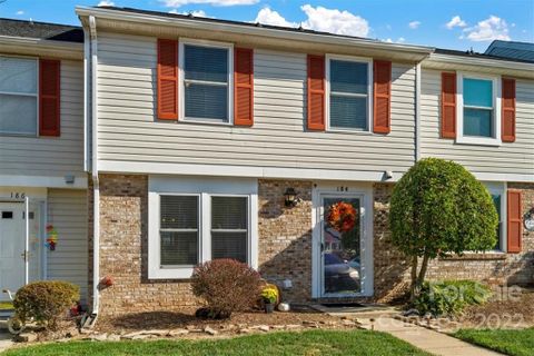 184 Water Oak Drive sold home in Park Lake, Pineville, NC