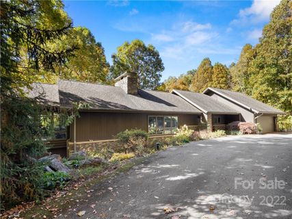 7 Snowbird Drive sold home in Mountain Meadows, Asheville, NC