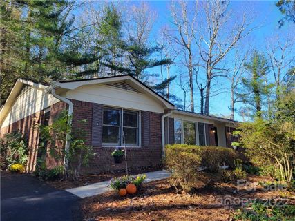 125 Long John Drive sold home in Long John Mt Estates, Hendersonville, NC