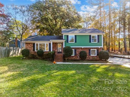 10909 Blue Heron Drive