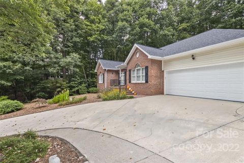 117 Jenny Lind Drive