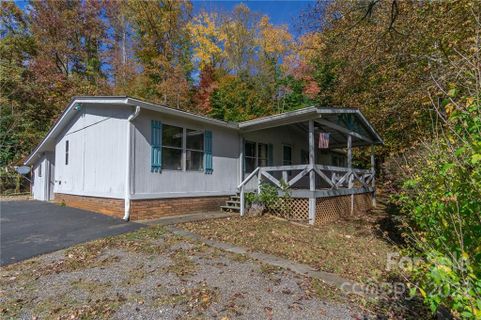 29 Lake Eden Circle sold home in Lake Eden Acres, Black Mountain, NC