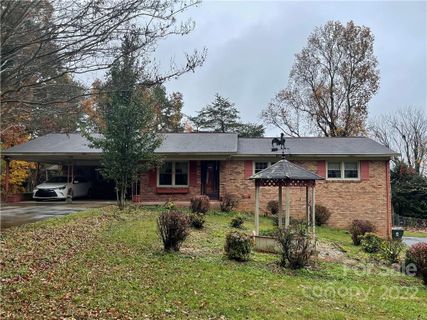 155 Whispering Pines Drive sold home in Whispering Pines, Hudson, NC