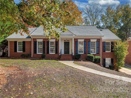 619 Walnut Point Drive