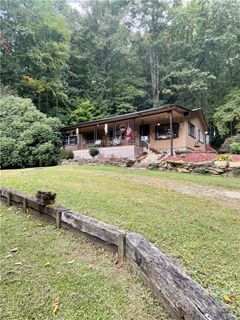 481 Sugar Mountain Road sold home in Mountain Valley Estates, Waynesville, NC