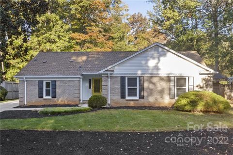 715 Tadlock Place