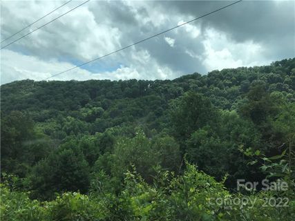 Lot 24 25 Spring Valley Drive sold home in Spring Valley, Waynesville, NC