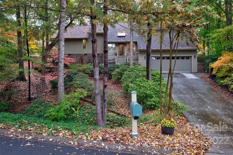 2 Lake Ridge Road