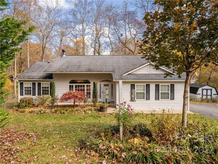 35 Briar Lane