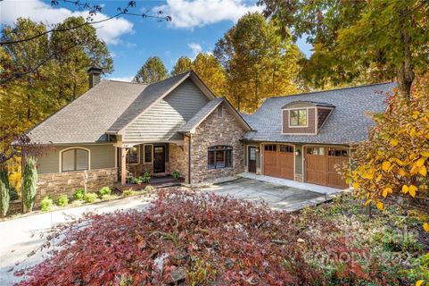 20 Fernridge Court