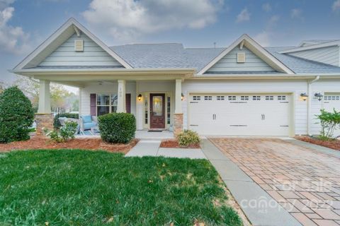 105 Coral Lane