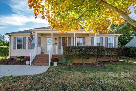 1607 Quail Rush Drive