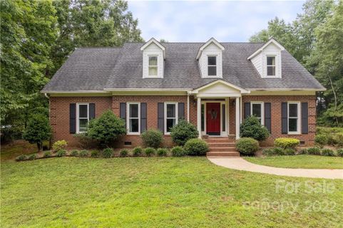 7041 Stirrup Court sold home in Providence Woods South, Weddington, NC