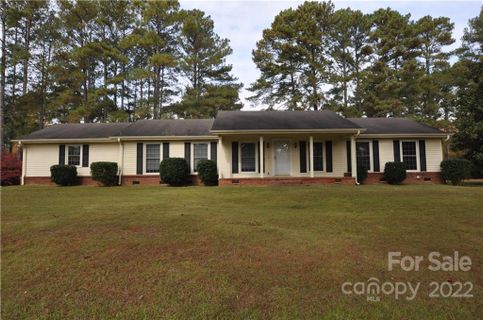 648 Pineview Lakes Drive sold home in Pineview Lakes, Chester, SC