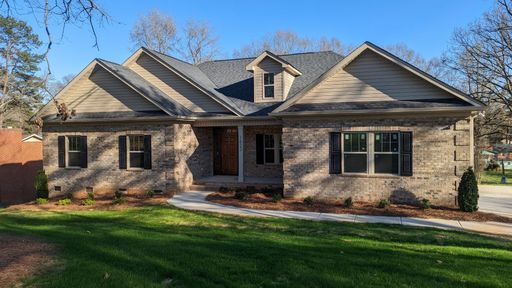 1622 W Laporte Drive