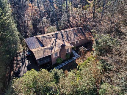 170 Surry Lane