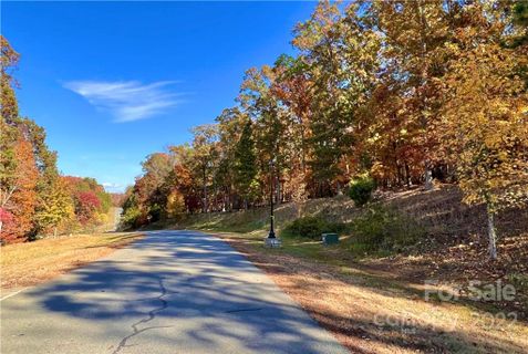 1423 Rocky Cove Lane