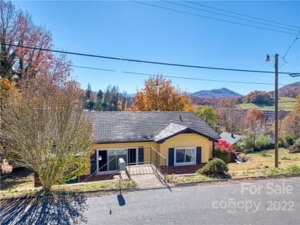 113 Hillside Street sold home in Highland Park, Canton, NC