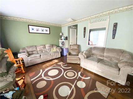 3239 Edsel Place