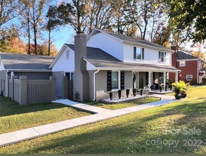 Previously sold for $405,000