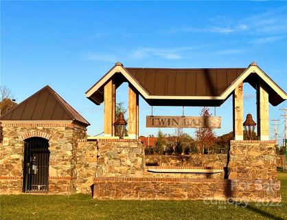 106 Pecan Cove Lane