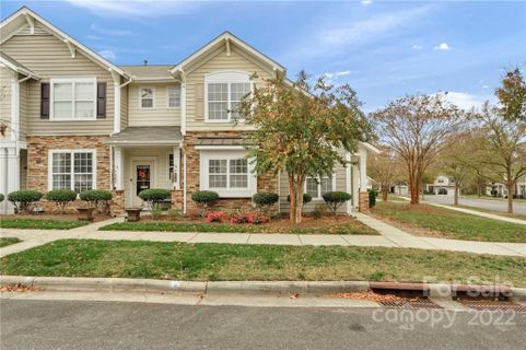 1187 Drummond Lane