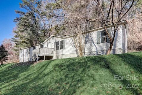 125 Sweet Clover Lane sold home in Clover Brook, Weaverville, NC