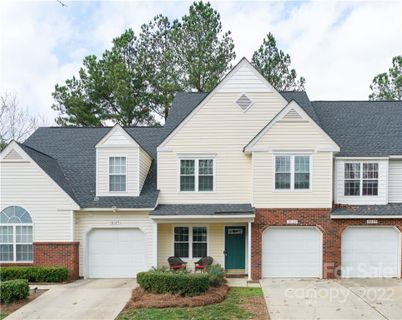 10127 University Park Lane