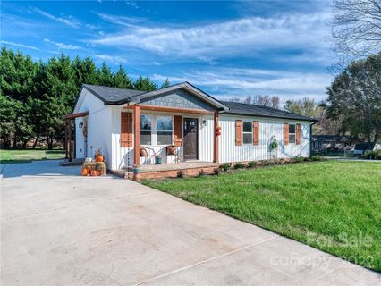 624 Cedar Grove Drive