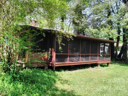 613 Price Road