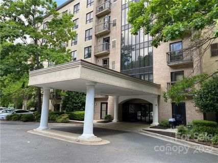 211 Heritage Boulevard 305