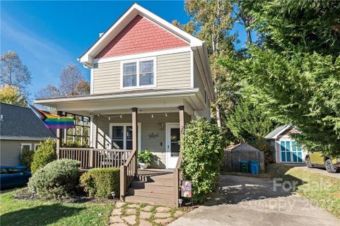 20 Lamar Avenue