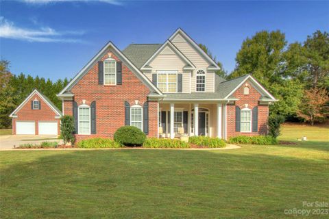 Previously sold for $550,000
