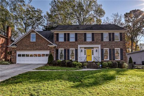 7907 Sunnyvale Lane sold home in Wolfe Ridge, Charlotte, NC