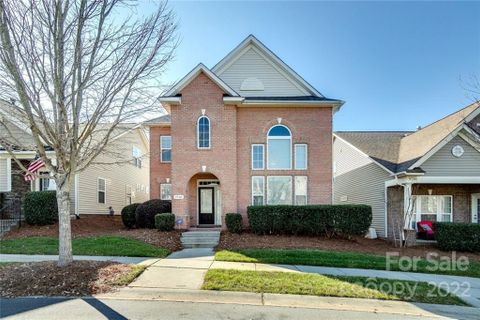 9720 Skybluff Circle