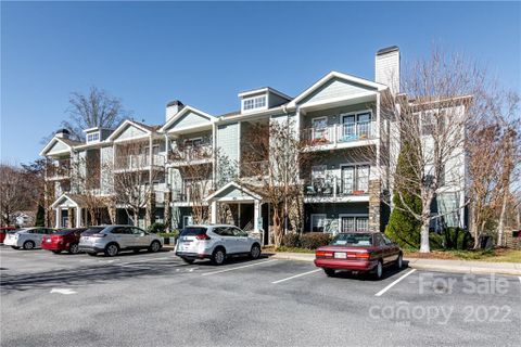 500 Vista Lake Drive 105