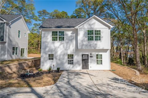 1024 East Drive
