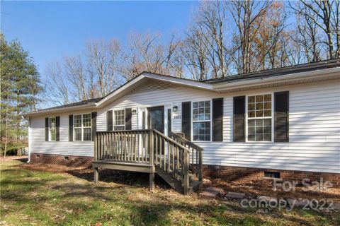 4886 Grey Stone Lane sold home in Greystone, Maiden, NC