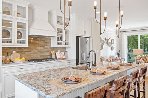 4012 Hidden Oaks Drive 33