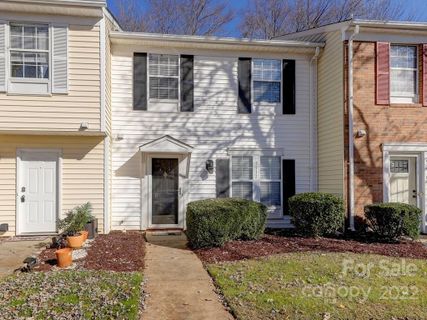 9712 Old Gate Drive sold home in Pheasant Knoll, Matthews, NC