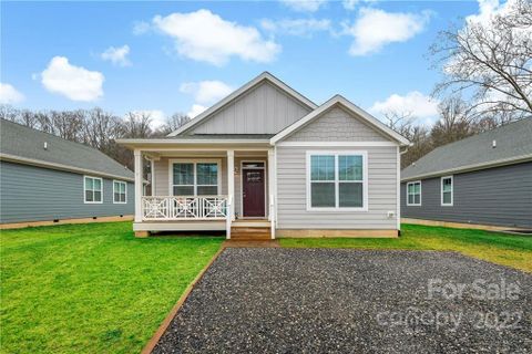 1208 Seven Sisters Lane