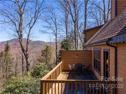420 Overlook Drive Azalea 1 sold home in Alpine Village, Burnsville, NC
