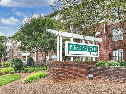 1000 E Woodlawn Road 205