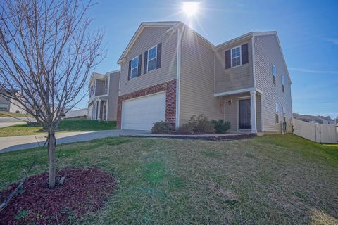 600 Bright Orchid Avenue