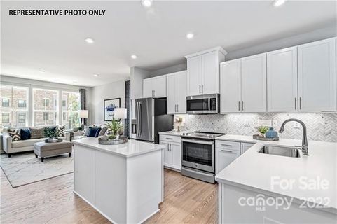 508 Cubitt Court 1015B