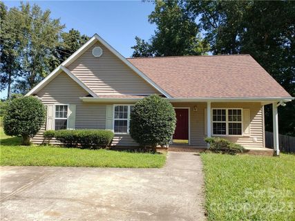 6135 Country Walk Drive sold home in Country Walk, Charlotte, NC